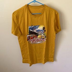 Short sleeve yellow graphic tee
